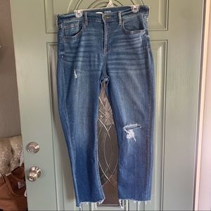 Medium wash straight leg jeans
